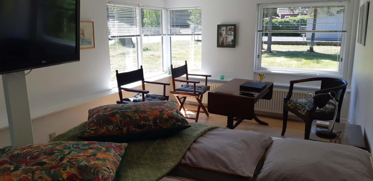 Bed and Breakfast Karens Bakke 2 Glesborg Exterior foto